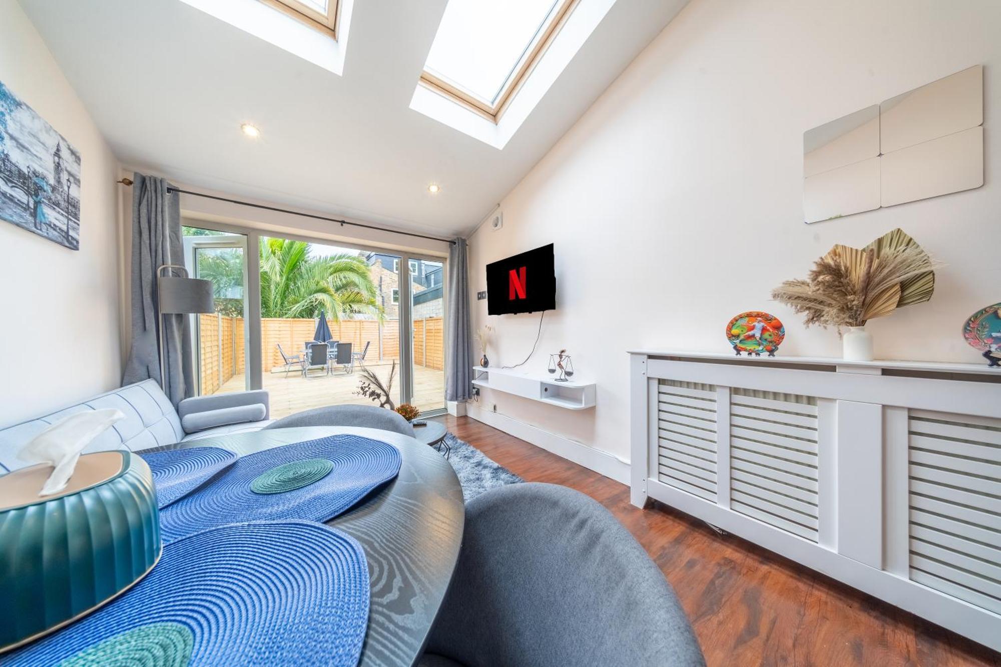 Beautiful 2 Bedroom With Private Garden In Wimbledon - Minutes From Central Londres Exterior foto